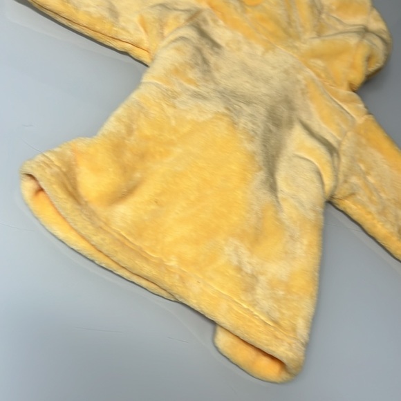 HB - 0 TO 9 MONTH BABY CHICK SUPER SOFT HOODED BATHROBE NWOT - Picture 10 of 10